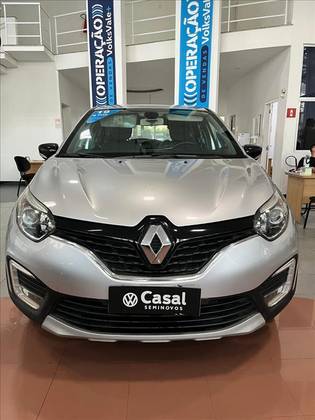 RENAULT CAPTUR 1.6 16V SCE FLEX INTENSE X-TRONIC RENAULT CAPTUR 1.6 16V SCE FLEX INTENSE X-TRONIC